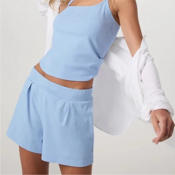 Vuori Pose Short Women's Casual Shorts Surf Blue XS - Picture 2 of 8